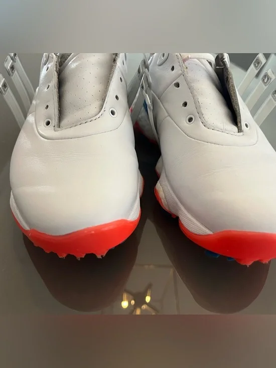 Adidas Men’s 360 Leather Golf Sneakers with Gray Stripes and Orange Accents - Picture 4 of 6